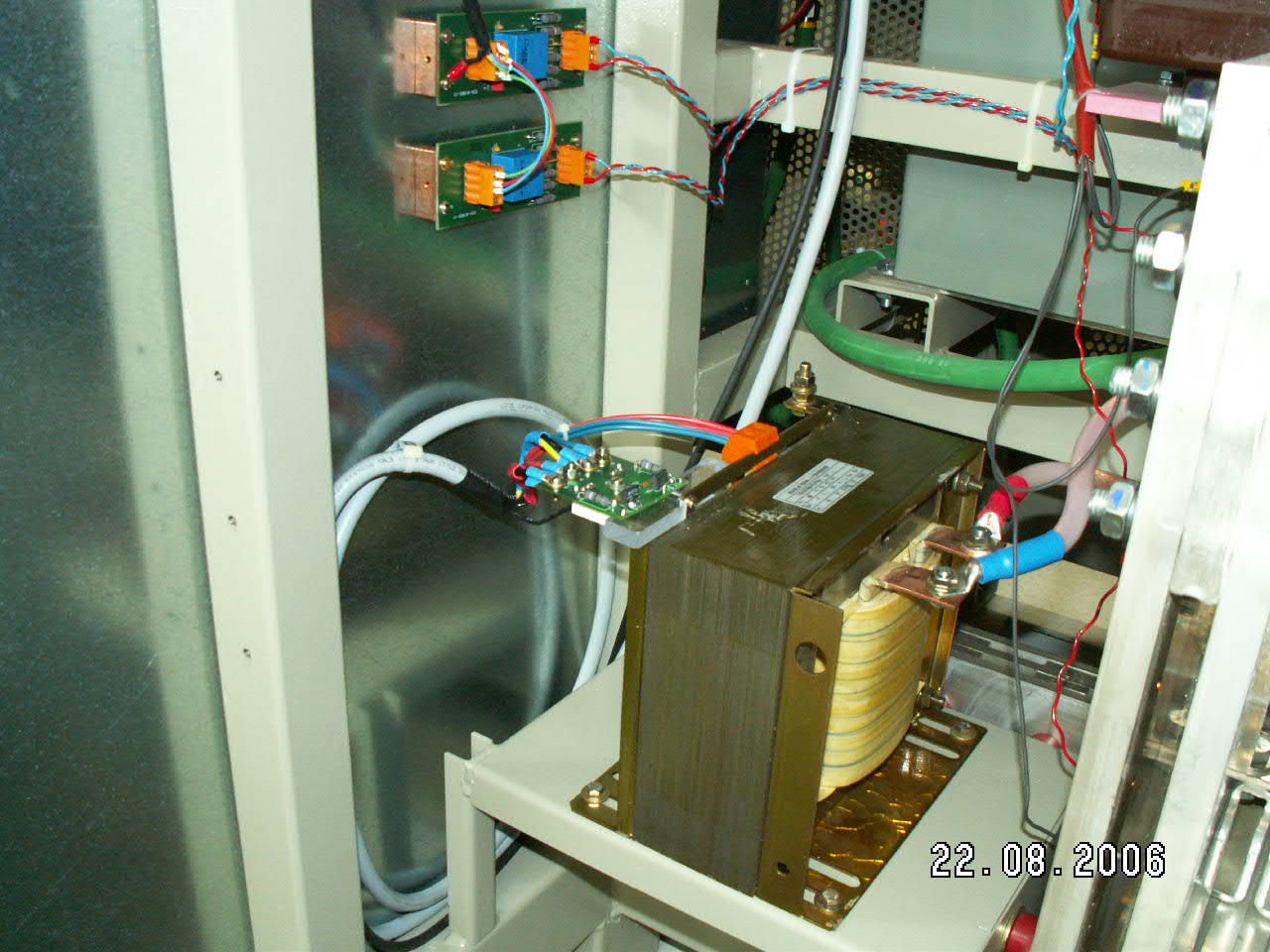 Injection transformer